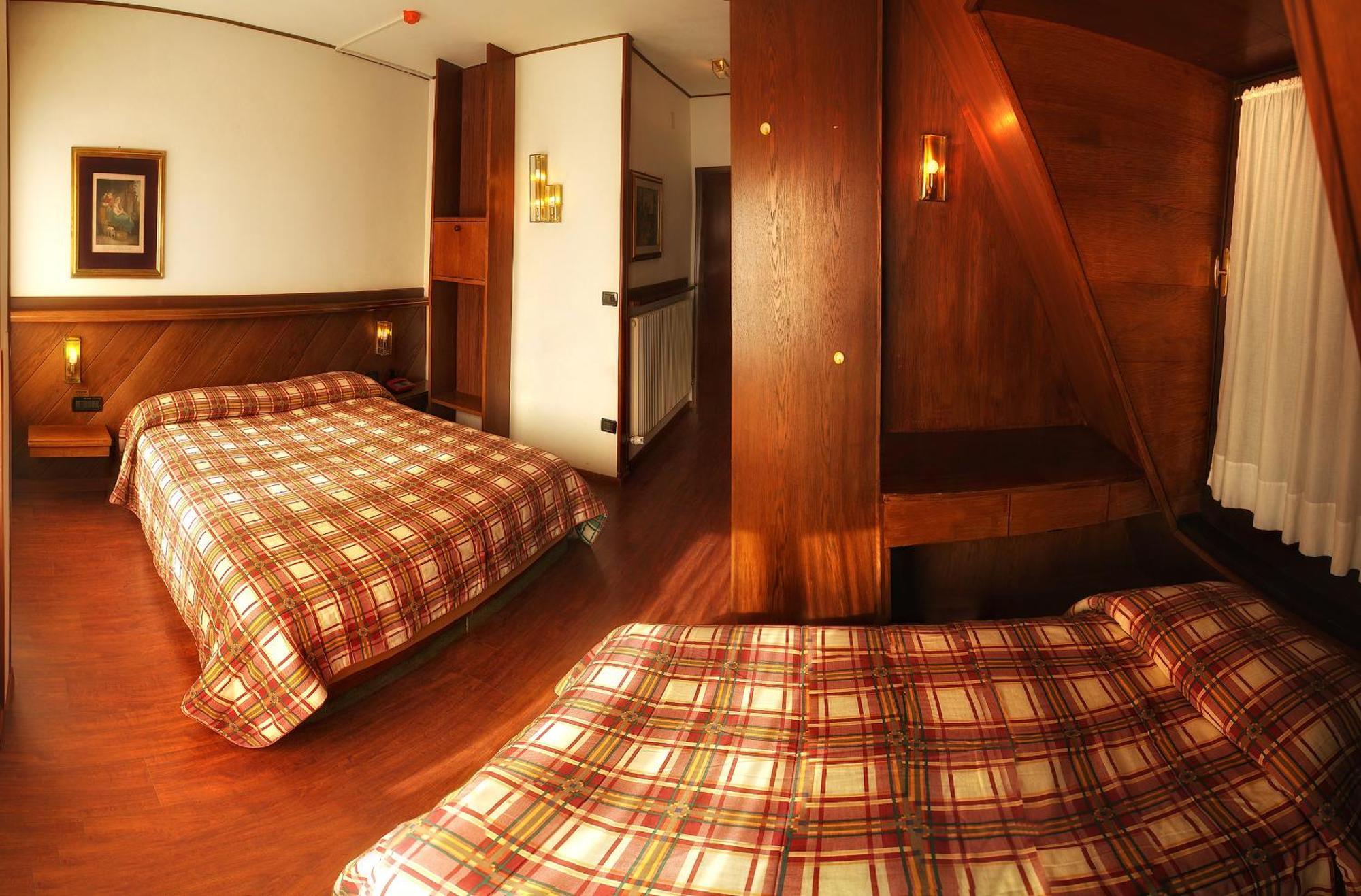 Paladin Hotel 3*
